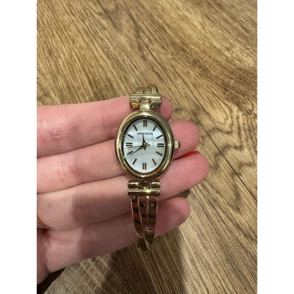 Armitron Women 75-5325Gp Fashion Pave Gold Tone Oval Quartz Analog 19mm Watch 7" - Picture 1 of 4